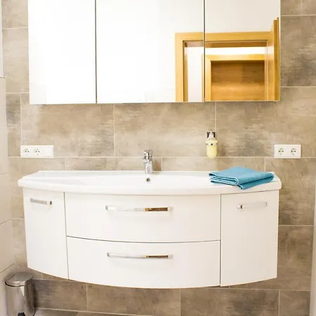 Hilber דירה Schmirn